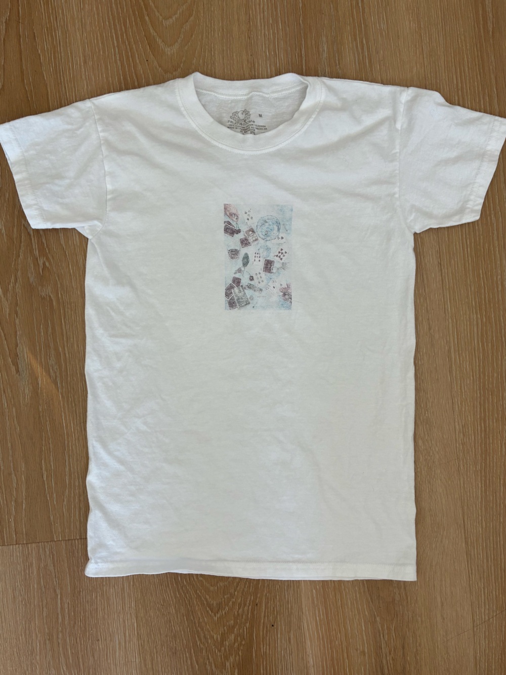 Graphic vintage style baby tee women’s size S/XS (Fruit of the Loom boys M) 100%